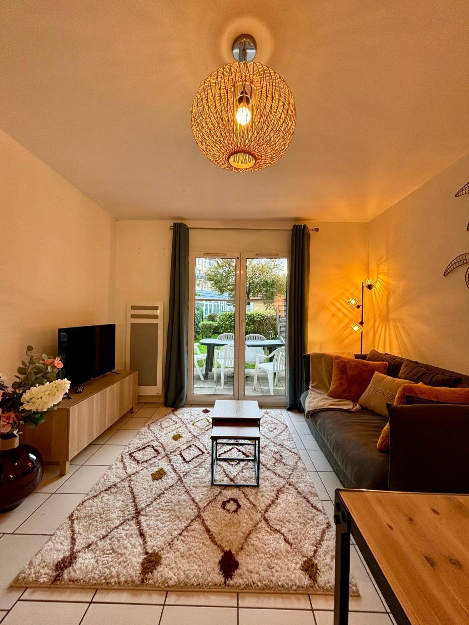 Apartment Port-guillaume, De Avec & Piscine Dives-sur-Mer