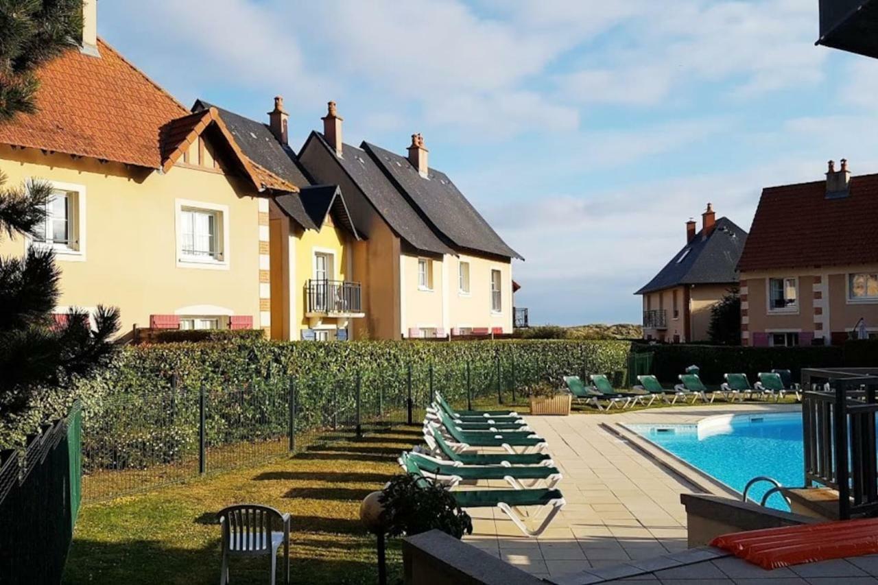 Port-guillaume, De Avec & Piscine Apartment *